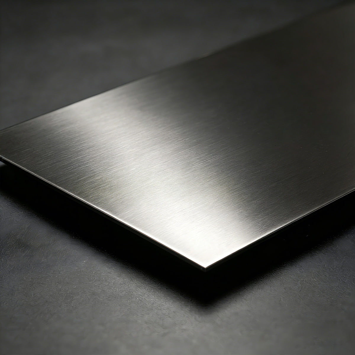 Brushed Metal – Premium Look